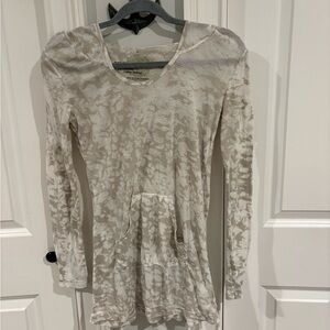 Eco Yoga Organic Sustainable pattern Hooded Cream Long Sleeve Top